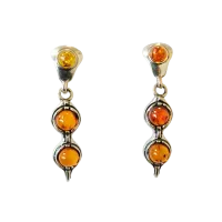 Серьги пусеты из серебра с натуральным янтарем