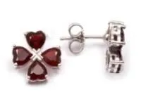 Серьги пусеты из серебра с натуральным гранатом