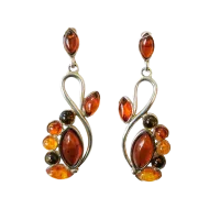 Серьги пусеты из серебра с натуральным янтарем