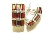 Серьги из серебра с натуральным гранатом (Чехия) Серьги из серебра с натуральным гранатом (Чехия)