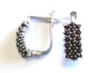 Серьги из серебра с натуральным гранатом