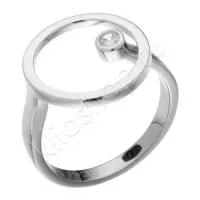 Кольцо из серебра с фианитом