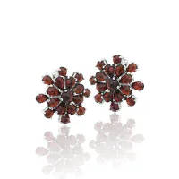 Серьги из серебра с натуральным гранатом