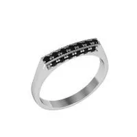 Кольцо из серебра с натуральной шпинелью