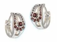 Серьги из серебра с натуральным гранатом