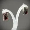 Серьги из серебра с натуральным гранатом