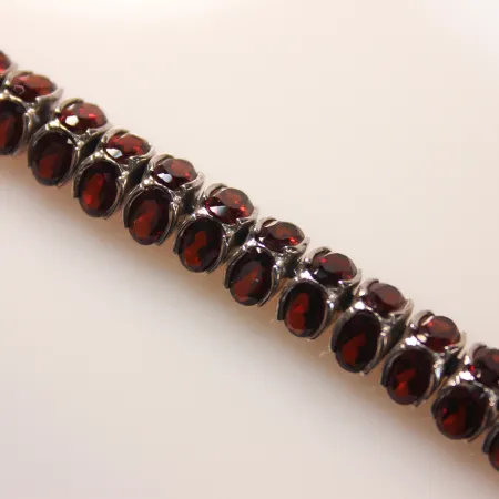 Колье из серебра с натуральным гранатом