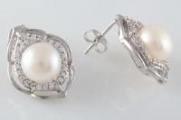 Серьги из серебра с жемчугом и фианитами