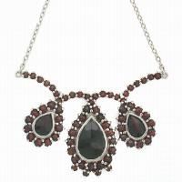 Колье из серебра с натуральным гранатом