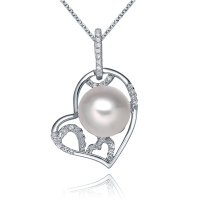 Подвеска из серебра с натуральным жемчугом и фианитами