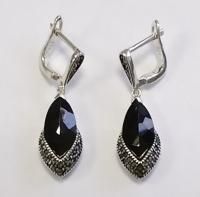 Серьги из серебра с натуральным гранатом и марказитами