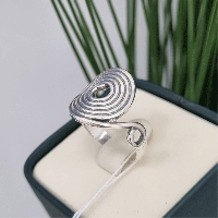 Кольцо Лабиринт из серебра с чернением