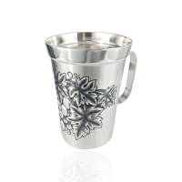 Кружка из серебра с черневым узором ВИНОГРАД