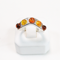 Кольцо из серебра с натуральным янтарем