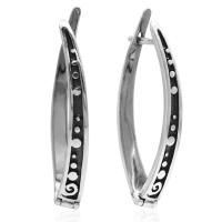 Стильные серьги из черненого серебра с этническим орнаментом