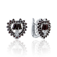 Серьги из серебра с натуральным гранатом