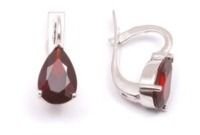 Серьги из серебра с натуральным гранатом