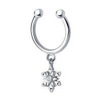 Серьга кафф из серебра с фианитом