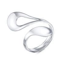 Стильное кольцо из серебра