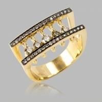 Кольцо из желтого золота с "плавающими" бриллиантами