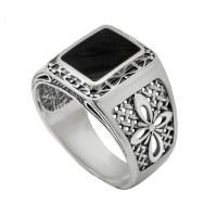 Мужское кольцо печатка из черненого серебра с лидитом