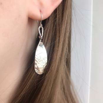 Серьги из серебра без вставок