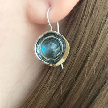 Серьги из серебра с лабрадором и золотой вставкой