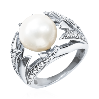 Кольцо из серебра с натуральным жемчугом и фианитами