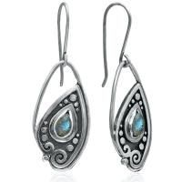 Серьги из черненого серебра с лабрадором