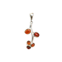 Подвеска из серебра с натуральным янтарем