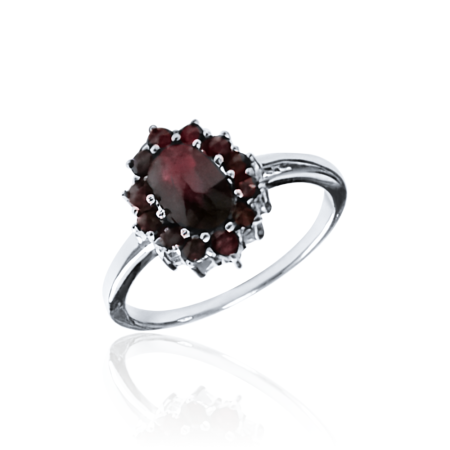 Кольцо из серебра с натуральным гранатом
