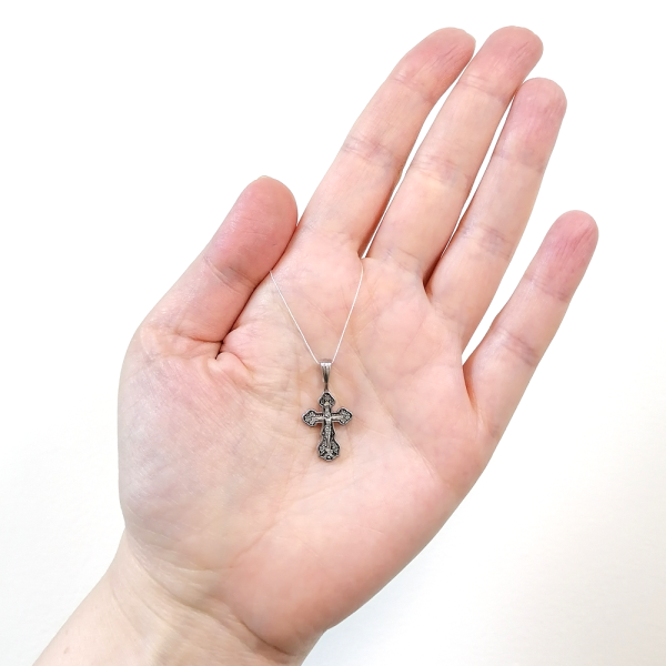 Нательный крестик из серебра с родием и чернением