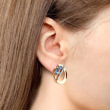 Серьги из позолоченного серебра с натуральными топазами свисс блю и фианитами