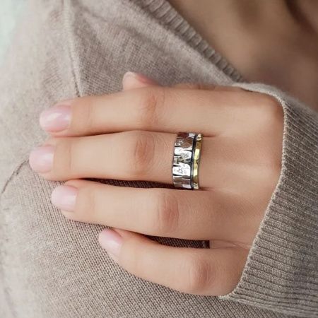 Широкое кольцо в этническом стиле из черненого серебра с золотой пластиной