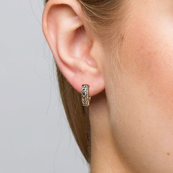 Лаконичные серьги из чернёного серебра с этническим орнаментом