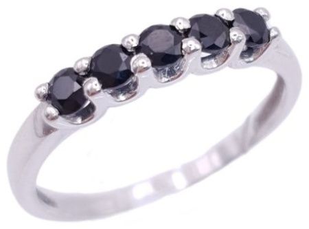 Кольцо из серебра со шпинелью