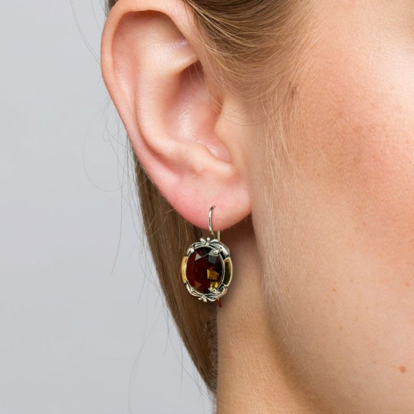 Серьги из черненого серебра с дымчатым кварцем и золотыми вставками