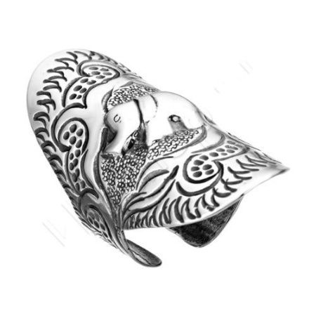 Широкое незамкнутое кольцо из чернёного серебра