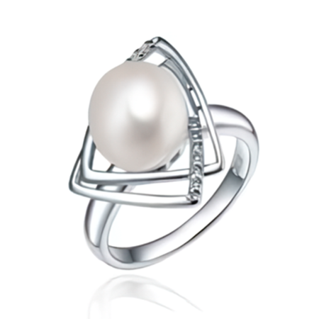 Кольцо из серебра с натуральным жемчугом и фианитами